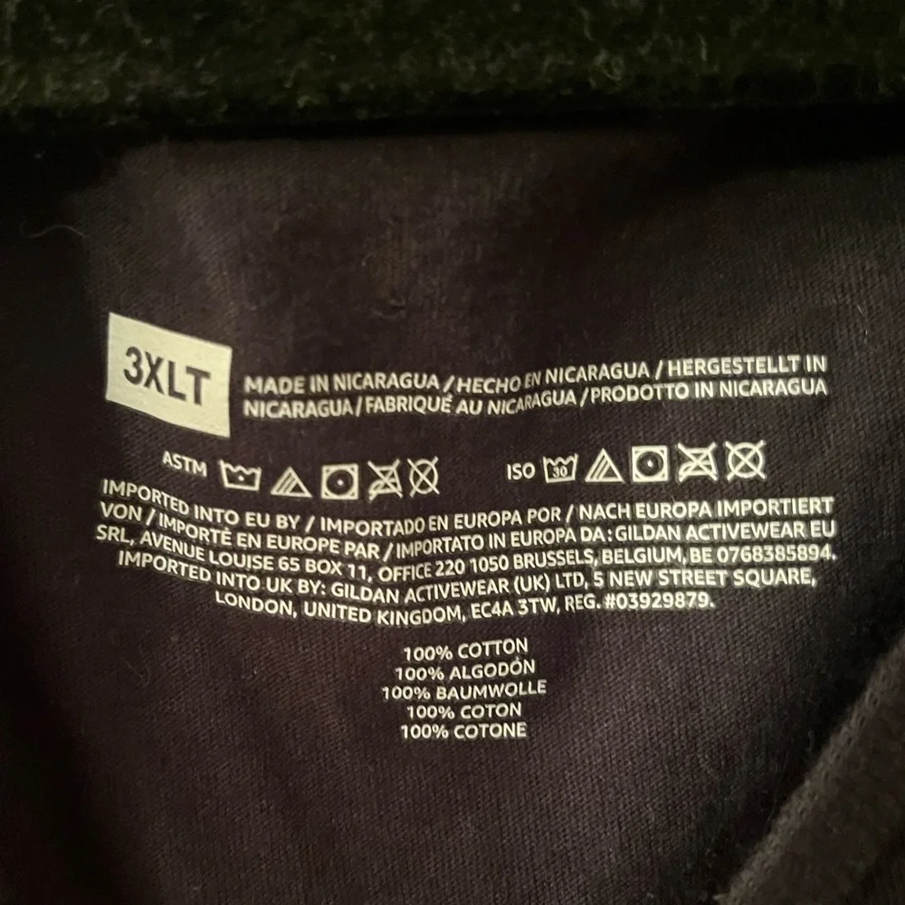 3XLT Unisex Amazon Black Tee with Vibrant Text - Picture 5 of 5